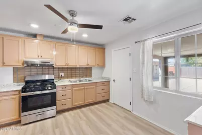 1012 S Price Road, Tempe, AZ 85281 - Photo 16