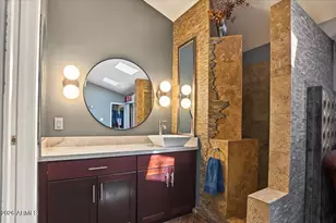 4446 N 33rd Pl, Phoenix, AZ 85018 - Photo 22