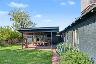 4446 N 33rd Pl, Phoenix, AZ 85018 - Photo 30