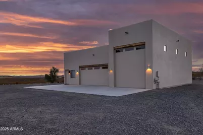 21675 W Date Creek Road, Wickenburg, AZ 85390 - Photo 10