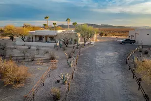 21675 W Date Creek Rd, Wickenburg, AZ 85390 - Photo 44