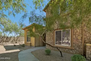 3866 E Cat Balue Dr, Phoenix, AZ 85050 - Photo 4