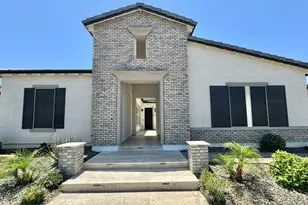 3453 E Aloe Dr, Chandler, AZ 85286 - Photo 2