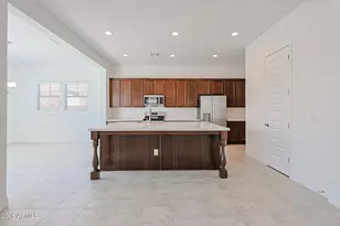 7687 W Bronco Trail, Peoria, AZ 85383 - Photo 2