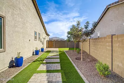 17864 W Amberwood Drive, Goodyear, AZ 85338 - Photo 38