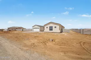 26529 N 241st Ave, Wittmann, AZ 85361 - Photo 36
