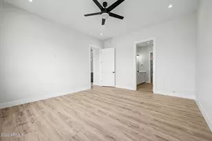26529 N 241st Ave, Wittmann, AZ 85361 - Photo 14