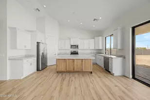 26543 N 241st Ave, Wittmann, AZ 85361 - Photo 6