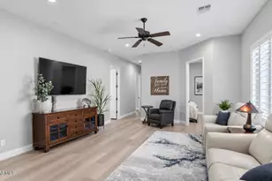 31613 N 19th Ave, Phoenix, AZ 85085 - Photo 28