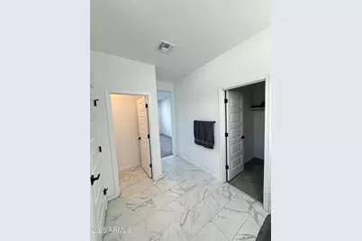 10275 W Amelia Avenue, Avondale, AZ 85392 - Photo 16