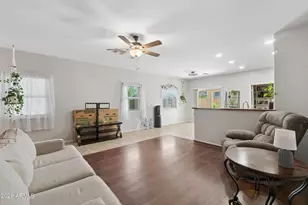 41326 N Parker Ln, Phoenix, AZ 85086 - Photo 6
