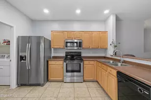 41326 N Parker Ln, Phoenix, AZ 85086 - Photo 12