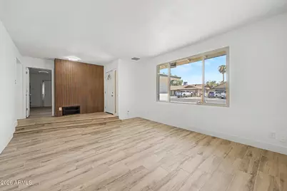6738 W Georgia Avenue, Glendale, AZ 85303 - Photo 8