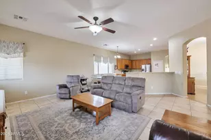8807 W Carole Ln, Glendale, AZ 85305 - Photo 14