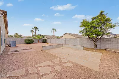 2892 W Goldmine Mountain Drive, San Tan Valley, AZ 85144 - Photo 32