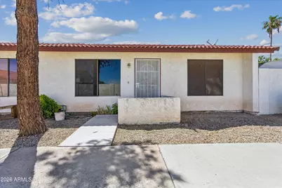 2842 E Beck Lane #4, Phoenix, AZ 85032 - Photo 2