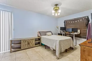 2842 E Beck Ln, Phoenix, AZ 85032 - Photo 10
