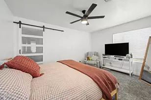 4640 N 77th Dr, Phoenix, AZ 85033 - Photo 10