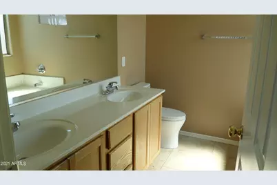 13900 N 146th Lane, Surprise, AZ 85379 - Photo 16