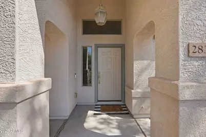 2834 E Saguaro Park Lane, Phoenix, AZ 85024 - Photo 4
