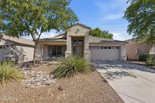 2834 E Saguaro Park Ln, Phoenix, AZ 85024 - Photo 1