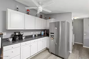 11275 N 99th Ave, Peoria, AZ 85345 - Photo 18