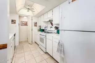 7806 E Bonnie Rose Ave, Scottsdale, AZ 85250 - Photo 12