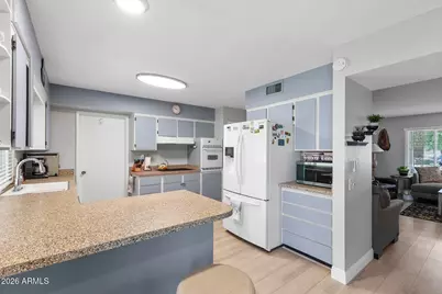 11050 W Tonada Drive W, Sun City, AZ 85351 - Photo 18