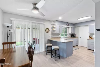 11050 W Tonada Drive W, Sun City, AZ 85351 - Photo 16