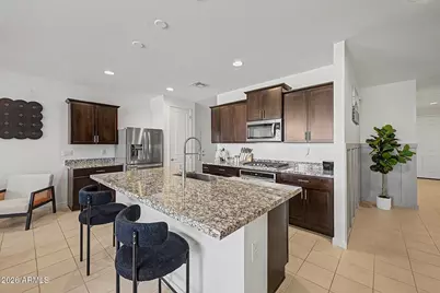 4370 W Suncup Drive, San Tan Valley, AZ 85144 - Photo 4