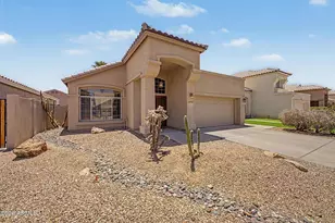 4733 E Bighorn Ave, Phoenix, AZ 85044 - Photo 2