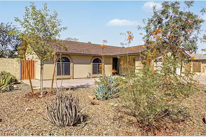 7208 W Sunnyslope Lane, Peoria, AZ 85345 - Photo 6
