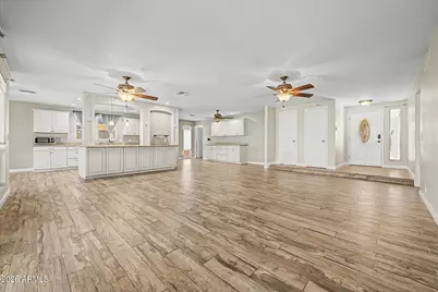 7208 W Sunnyslope Lane, Peoria, AZ 85345 - Photo 10