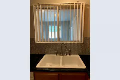 10654 W Alabama Avenue, Sun City, AZ 85351 - Photo 6
