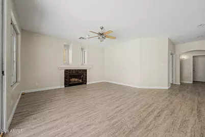 16018 S 9th Place, Phoenix, AZ 85048 - Photo 14