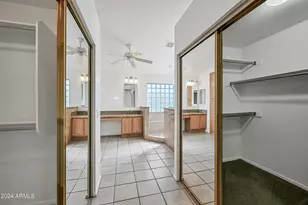 4633 E Robin Ln, Phoenix, AZ 85050 - Photo 20