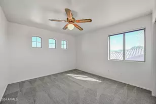 4633 E Robin Ln, Phoenix, AZ 85050 - Photo 26