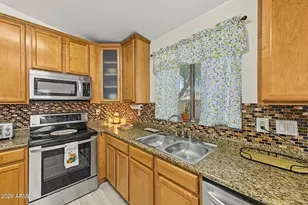 1879 E Kachina Dr, Casa Grande, AZ 85122 - Photo 12