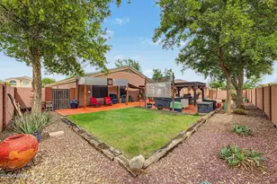 1879 E Kachina Dr, Casa Grande, AZ 85122 - Photo 2