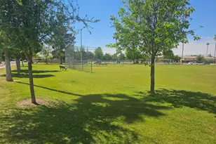 1409 E Alameda Dr, Tempe, AZ 85282 - Photo 26