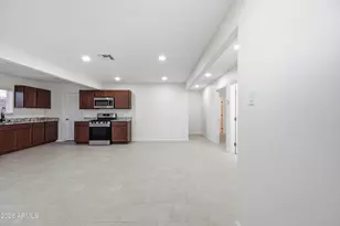 6644 S 6th Ave, Phoenix, AZ 85041 - Photo 2