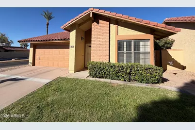 12282 S Shoshoni Drive, Phoenix, AZ 85044 - Photo 2