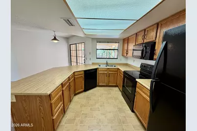 12282 S Shoshoni Drive, Phoenix, AZ 85044 - Photo 6