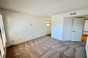 12282 S Shoshoni Dr, Phoenix, AZ 85044 - Photo 20