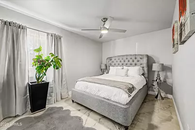 4301 N 81st Avenue, Phoenix, AZ 85033 - Photo 8