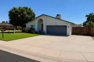 6429 S 17th St, Phoenix, AZ 85042 - Photo 1