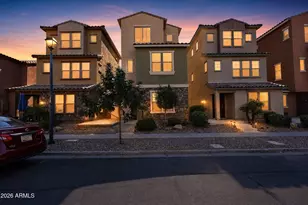 2015 N 77th Ln, Phoenix, AZ 85035 - Photo 2