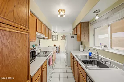 10049 W Bradshaw Drive, Arizona City, AZ 85123 - Photo 14