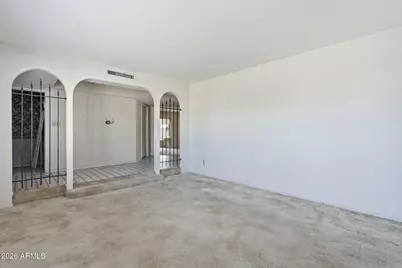 2040 E State Avenue, Phoenix, AZ 85020 - Photo 10