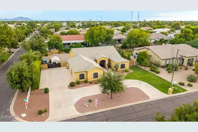 2089 E Park Avenue, Gilbert, AZ 85234 - Photo 48